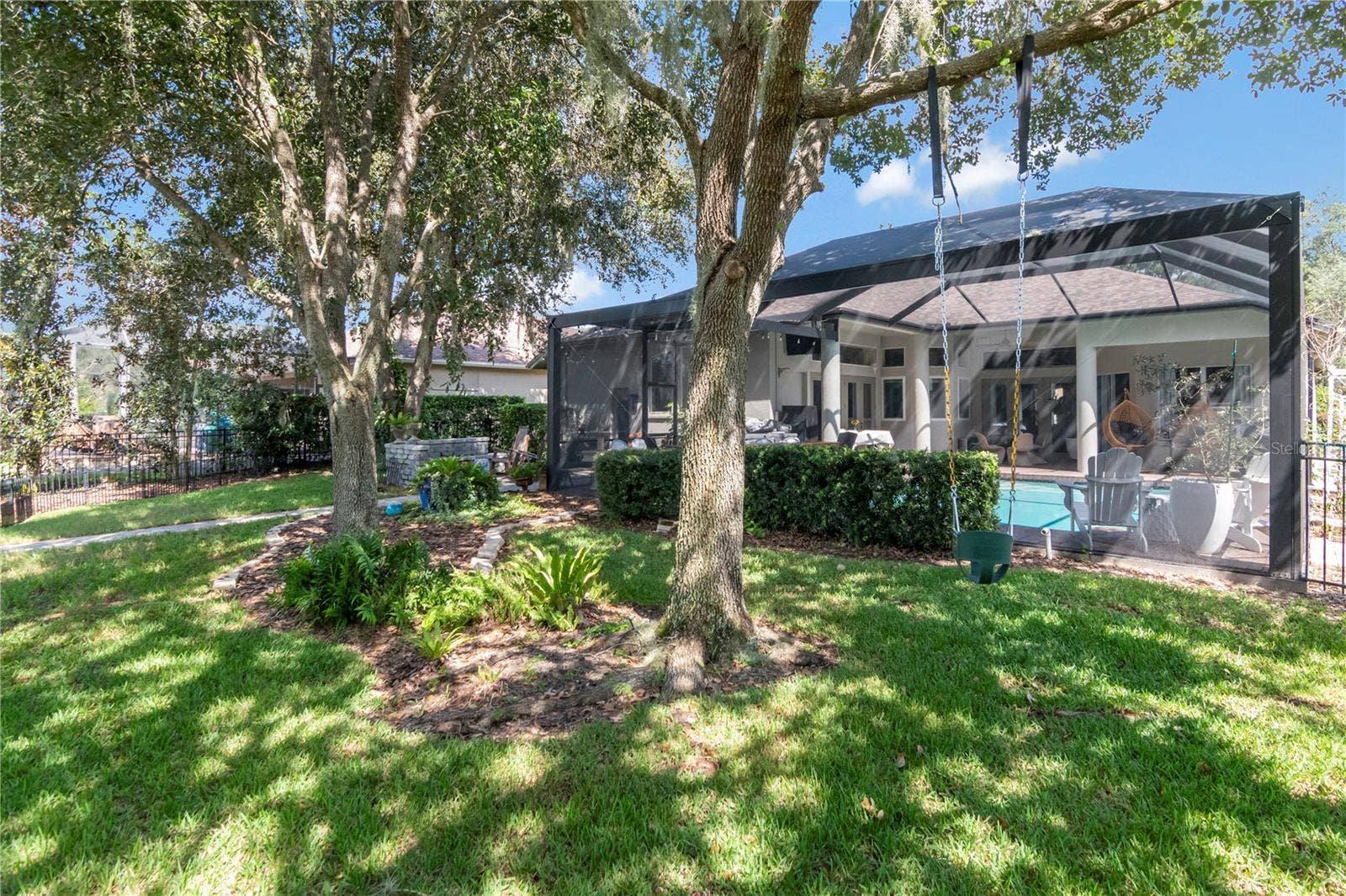 5907 CHERRY OAK DRIVE, Valrico, FL 33596 Lots of Sunshine and Shade