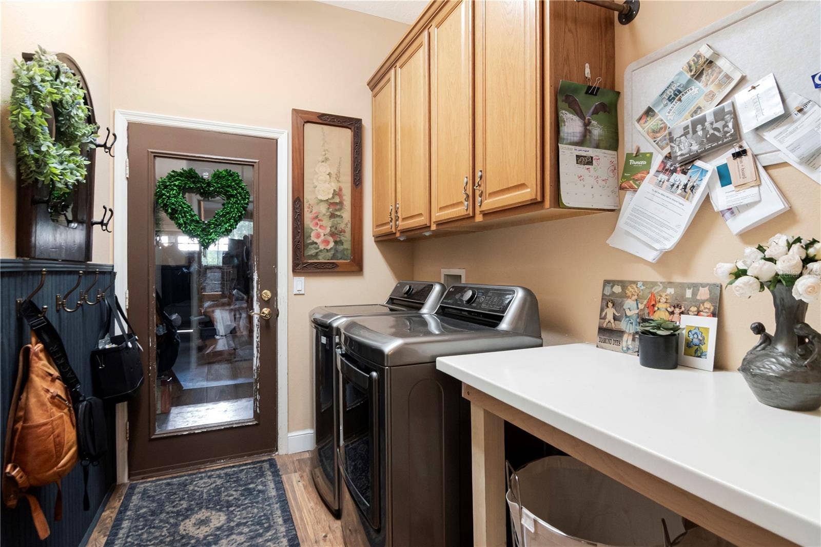 5907 CHERRY OAK DRIVE, Valrico, FL 33596 Spacious Laundry Room