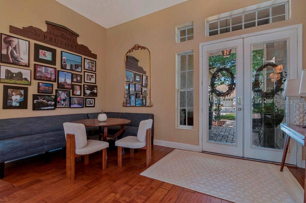 5907 CHERRY OAK DRIVE, Valrico, FL 33596 *Bright Open Floor Plan Double Glass Front Doors