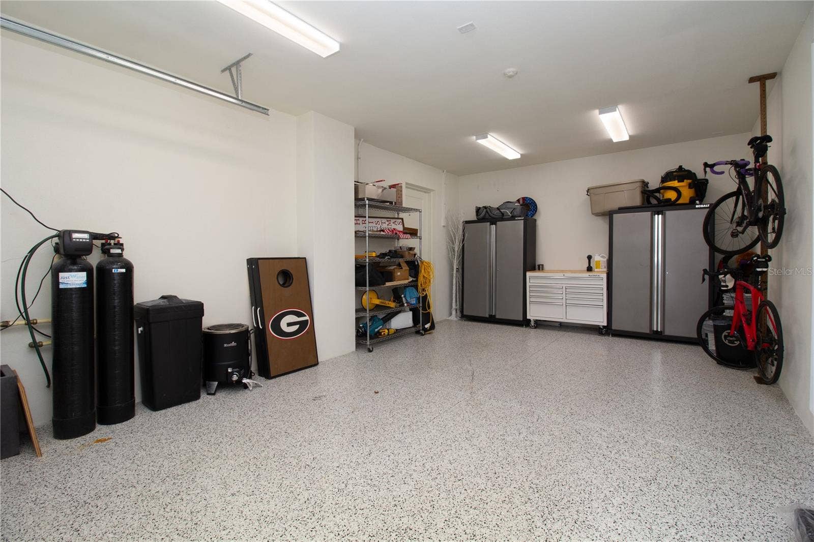 271 S JULIA CIRCLE, St Pete Beach, FL 33706 One Car Garage