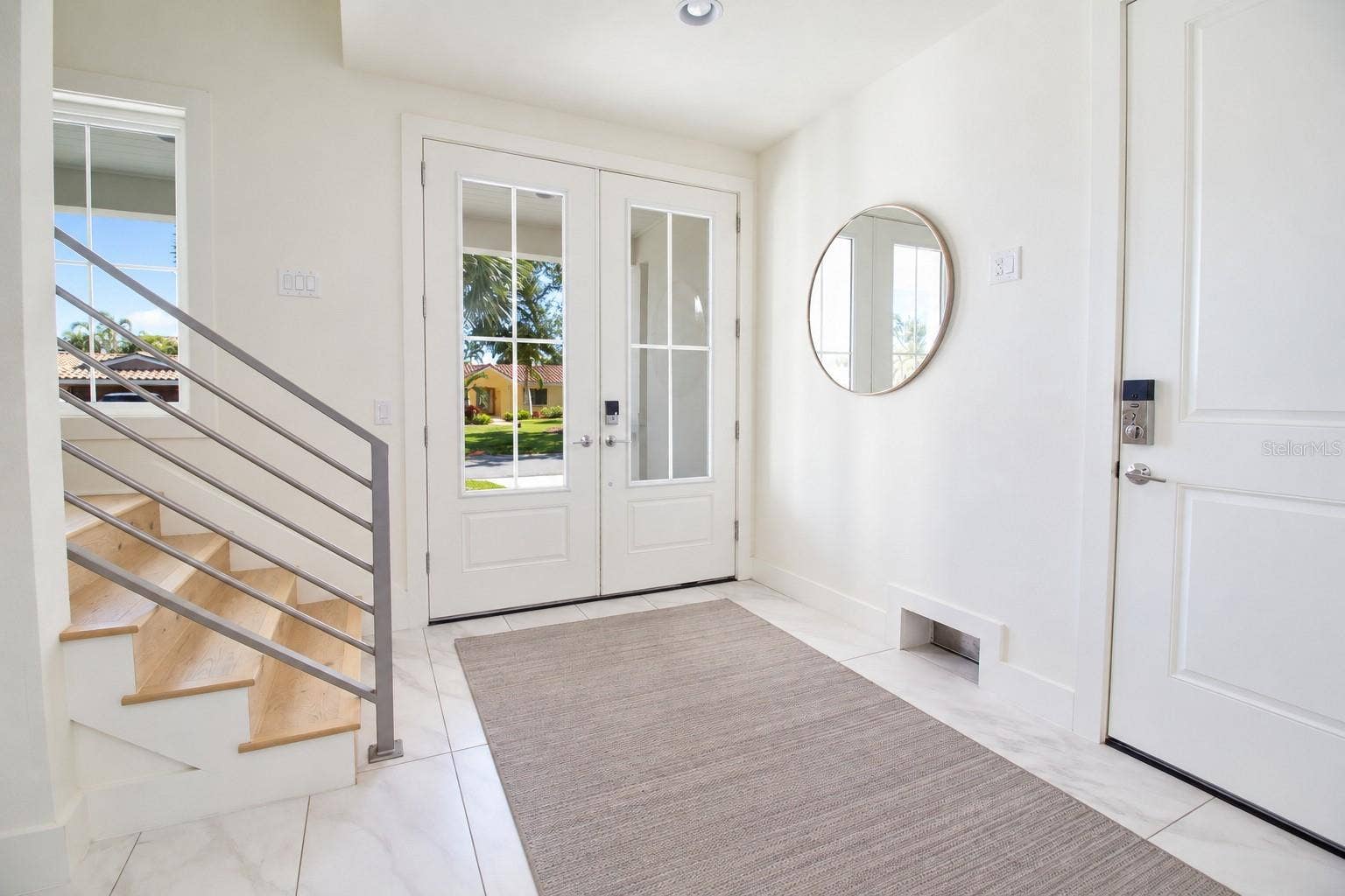 271 S JULIA CIRCLE, St Pete Beach, FL 33706 Entry