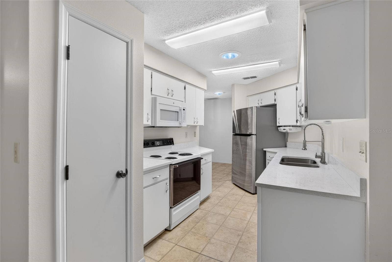 1940 GRAND CYPRESS LANE, Sun City Center, FL 33573