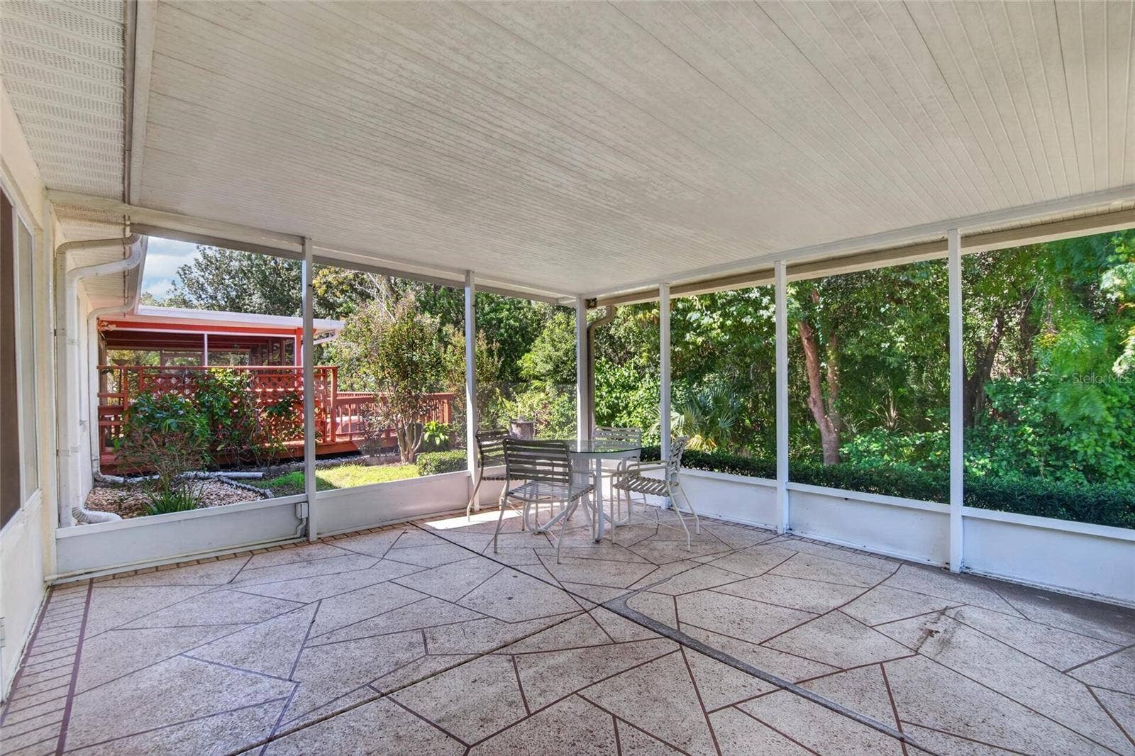 1940 GRAND CYPRESS LANE, Sun City Center, FL 33573