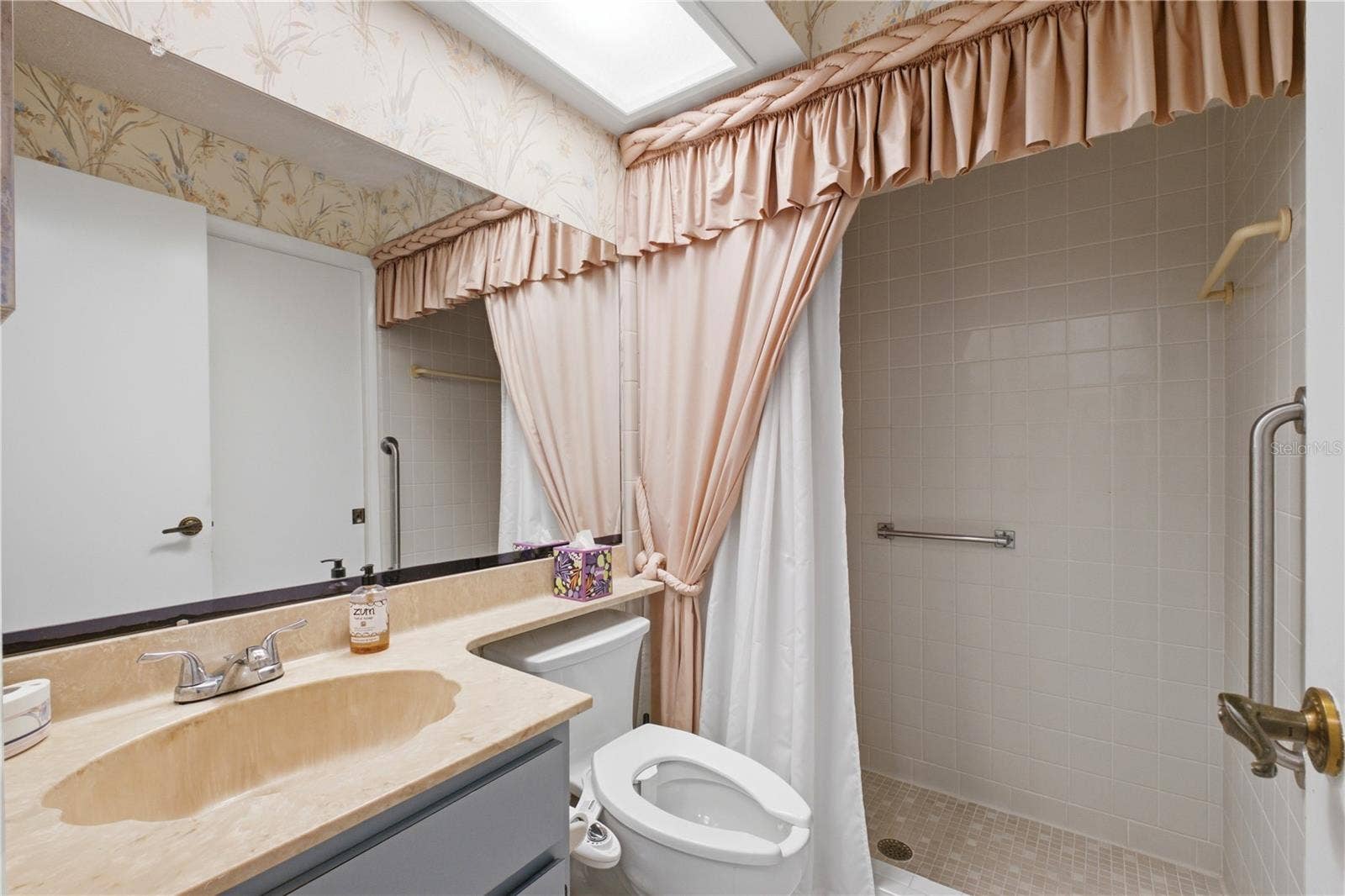 1622 HIGHLAND CLUB LANE, Palm Harbor, FL 34684 1622 HIGHLAND CLUB LANE, Palm Harbor, FL 34684