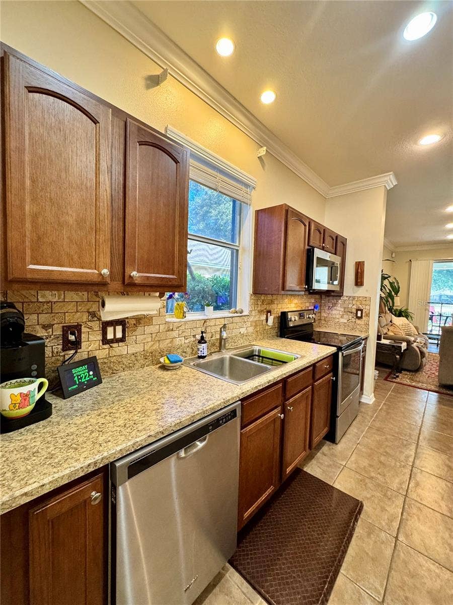 13350 MEADOW GOLF AVENUE, Hudson, FL 34669 13350 MEADOW GOLF AVENUE, Hudson, FL 34669