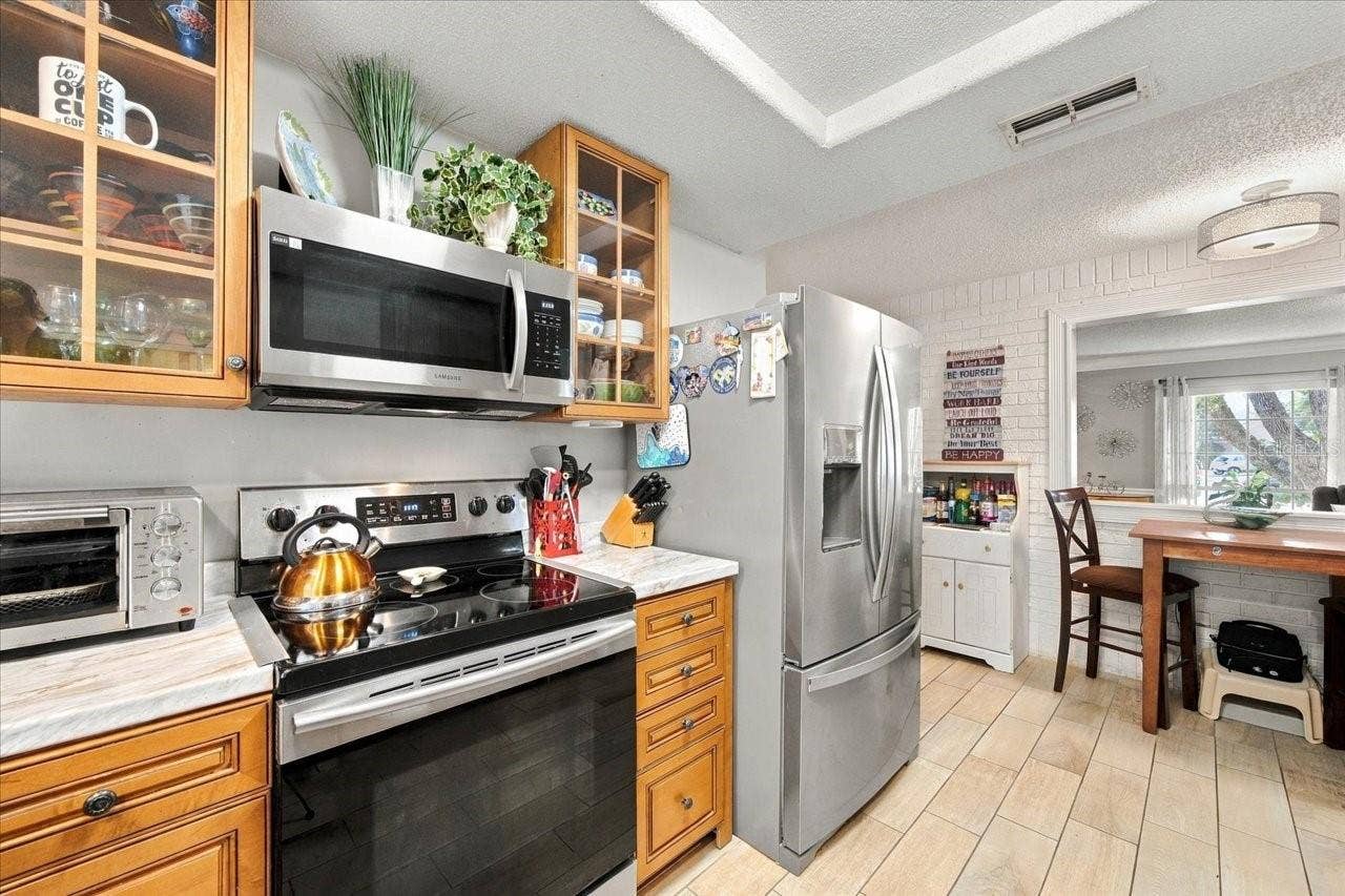 8109 RUMFORD COURT, Hudson, FL 34667 Kitchen