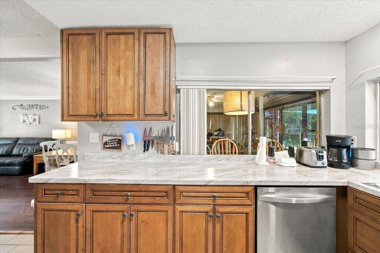 8109 RUMFORD COURT, Hudson, FL 34667 Kitchen