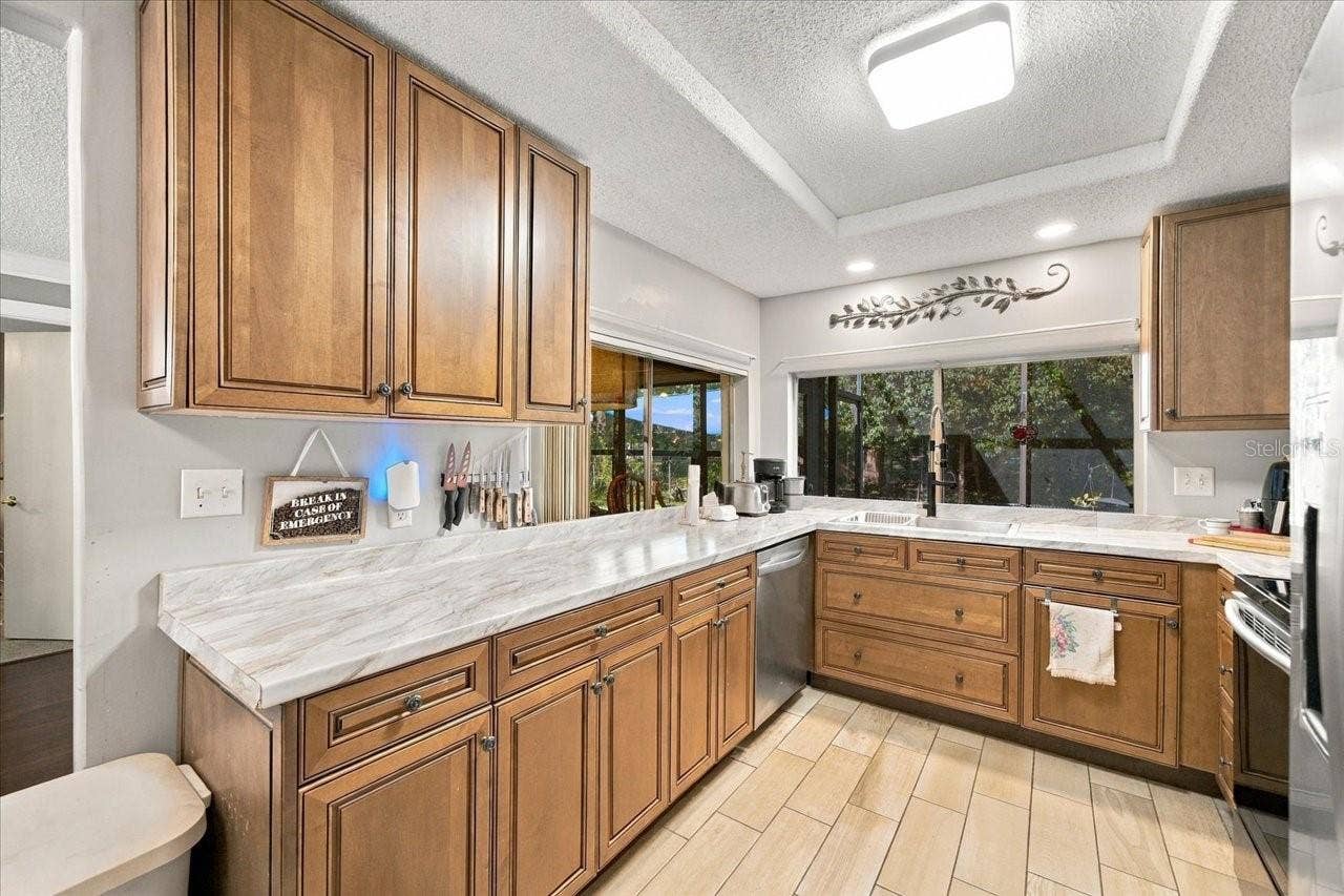 8109 RUMFORD COURT, Hudson, FL 34667 Kitchen