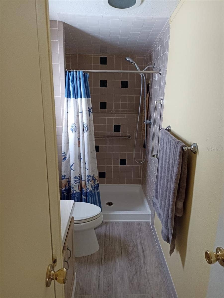 3421 HAMPSHIRE DRIVE, Holiday, FL 34690 3421 HAMPSHIRE DRIVE, Holiday, FL 34690