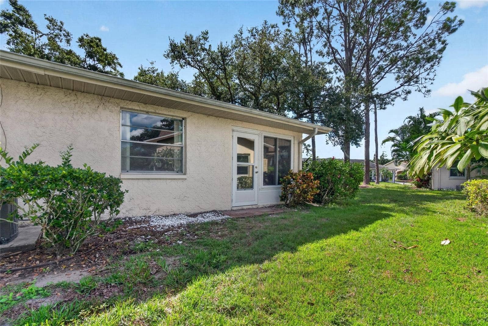 2017 HULLHOUSE DRIVE, Sun City Center, FL 33573 2017 HULLHOUSE DRIVE, Sun City Center, FL 33573