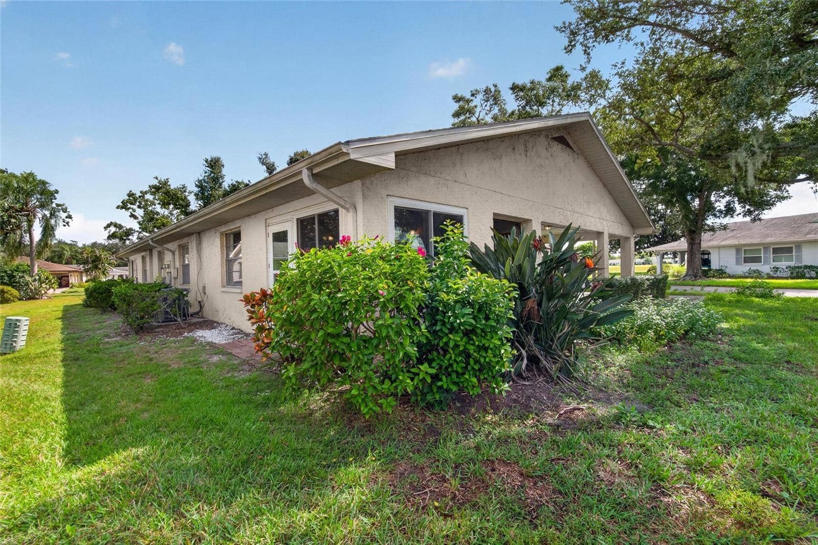2017 HULLHOUSE DRIVE, Sun City Center, FL 33573 2017 HULLHOUSE DRIVE, Sun City Center, FL 33573