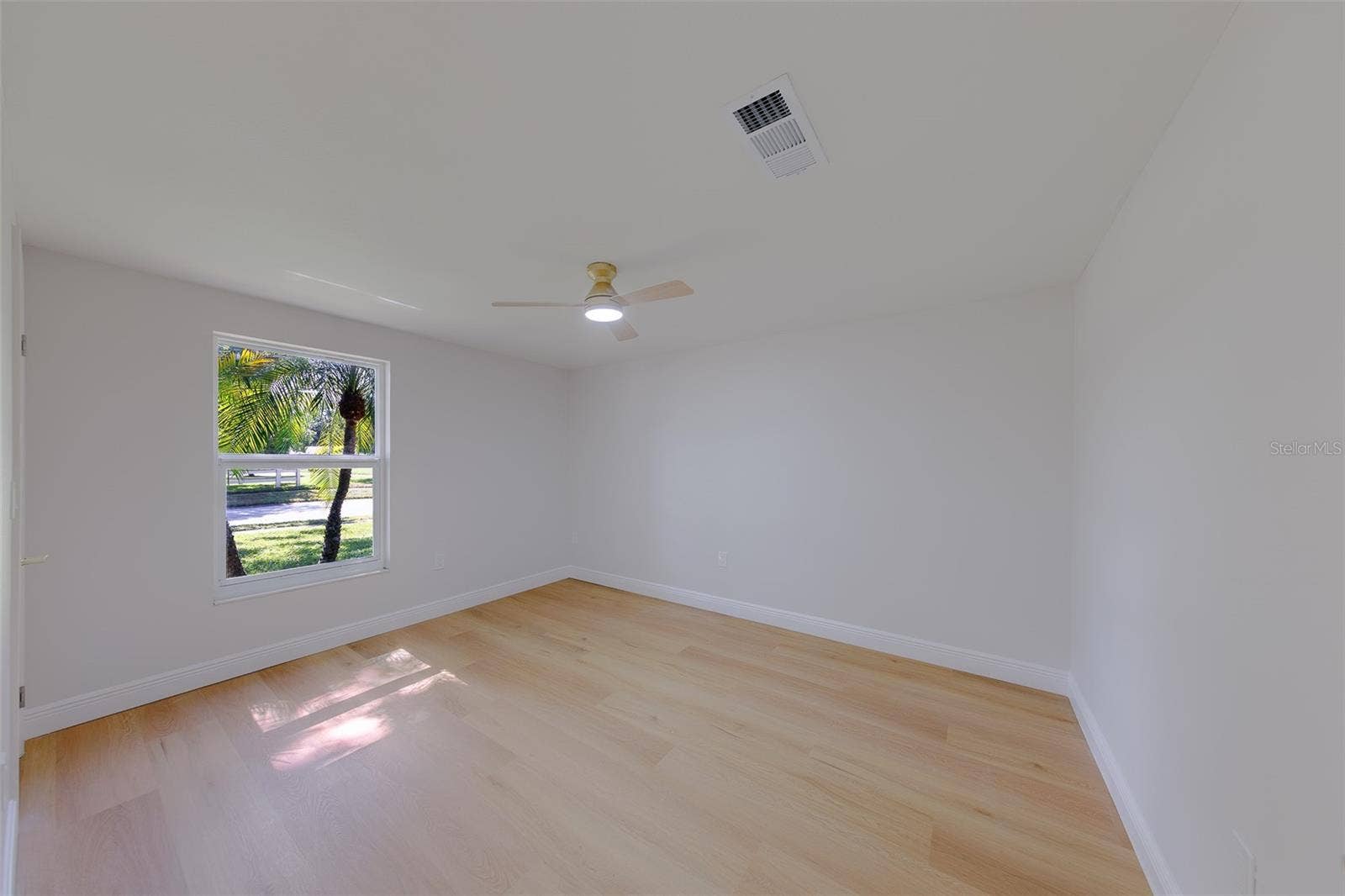 7149 CHANNELSIDE LANE N, Pinellas Park, FL 33781