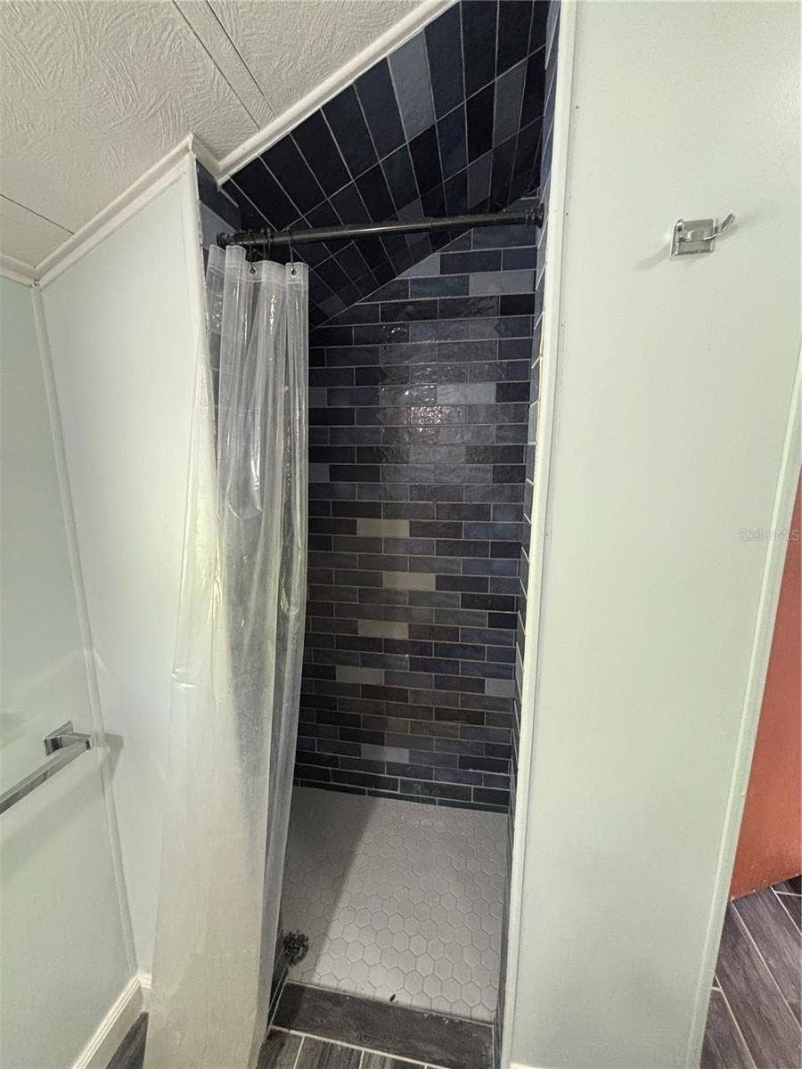21335 COAKLEY LANE, #B-Loft, Land O Lakes, FL 34639 21335 COAKLEY LANE, #B-Loft, Land O Lakes, FL 34639