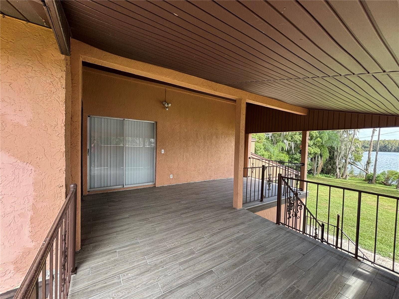 21335 COAKLEY LANE, #B-Loft, Land O Lakes, FL 34639 21335 COAKLEY LANE, #B-Loft, Land O Lakes, FL 34639