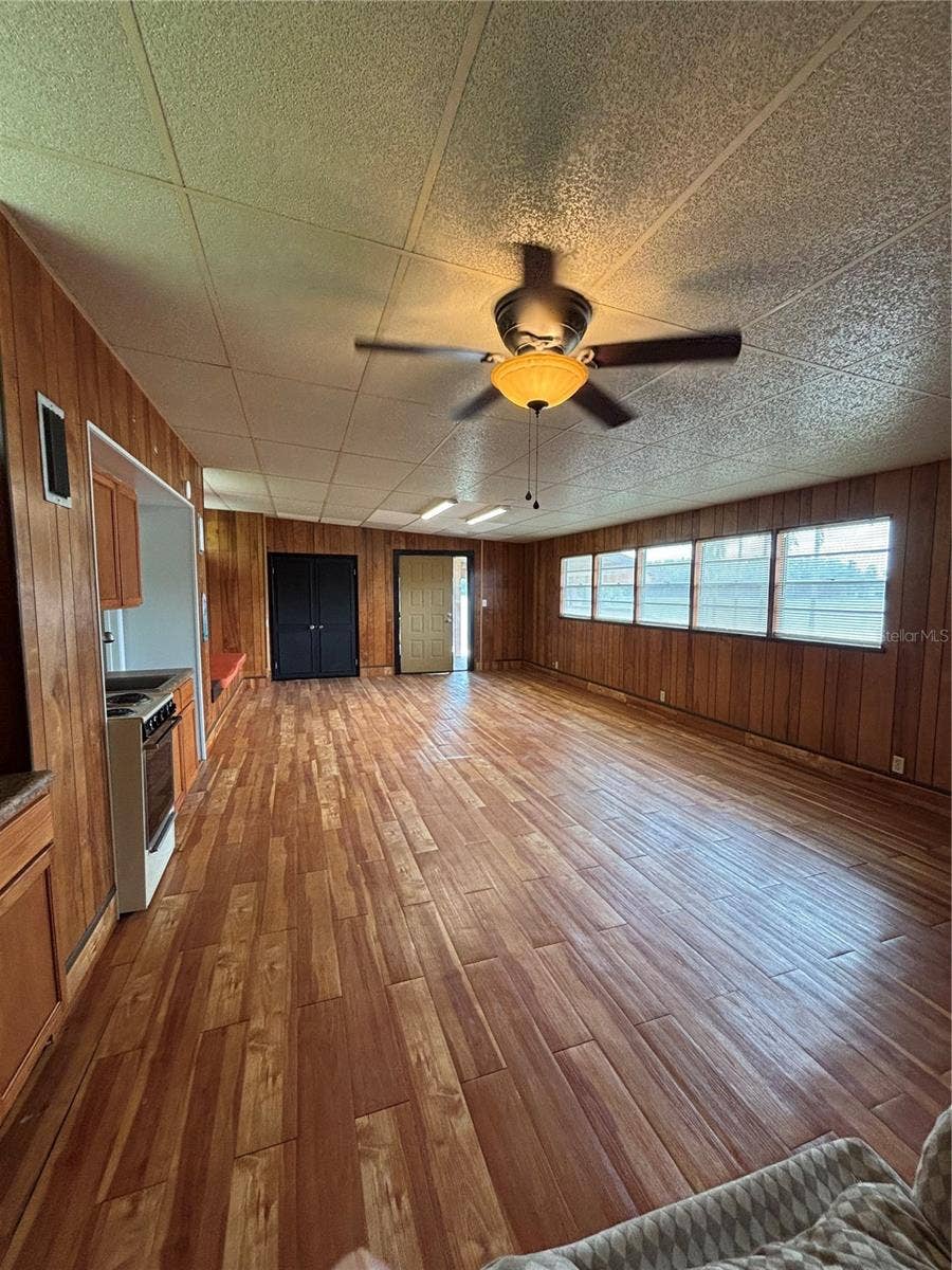 21335 COAKLEY LANE, #B-Loft, Land O Lakes, FL 34639 21335 COAKLEY LANE, #B-Loft, Land O Lakes, FL 34639