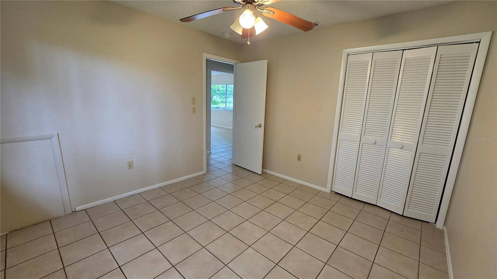 12817 WOODBINE DRIVE, Hudson, FL 34667 12817 WOODBINE DRIVE, Hudson, FL 34667