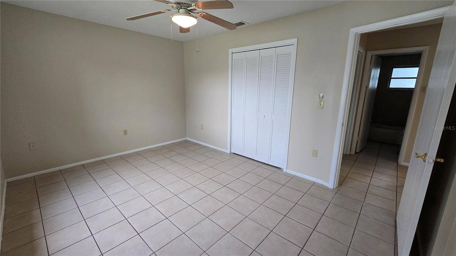 12817 WOODBINE DRIVE, Hudson, FL 34667 12817 WOODBINE DRIVE, Hudson, FL 34667
