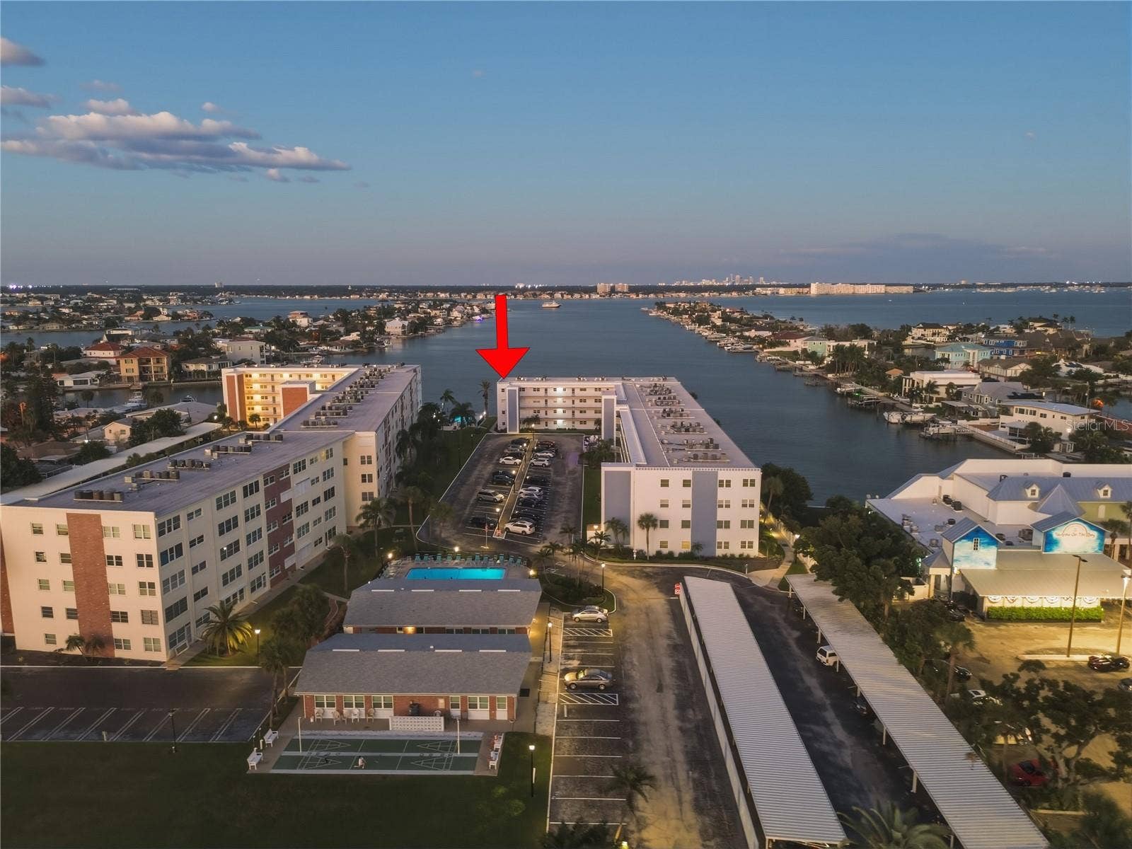 5555 GULF BOULEVARD, #419, St Pete Beach, FL 33706 5555 GULF BOULEVARD, #419, St Pete Beach, FL 33706
