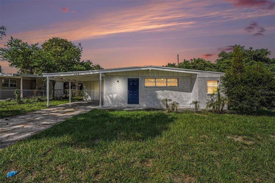 Property photo for 1421 LONGWOOD LOOP, Tampa, FL