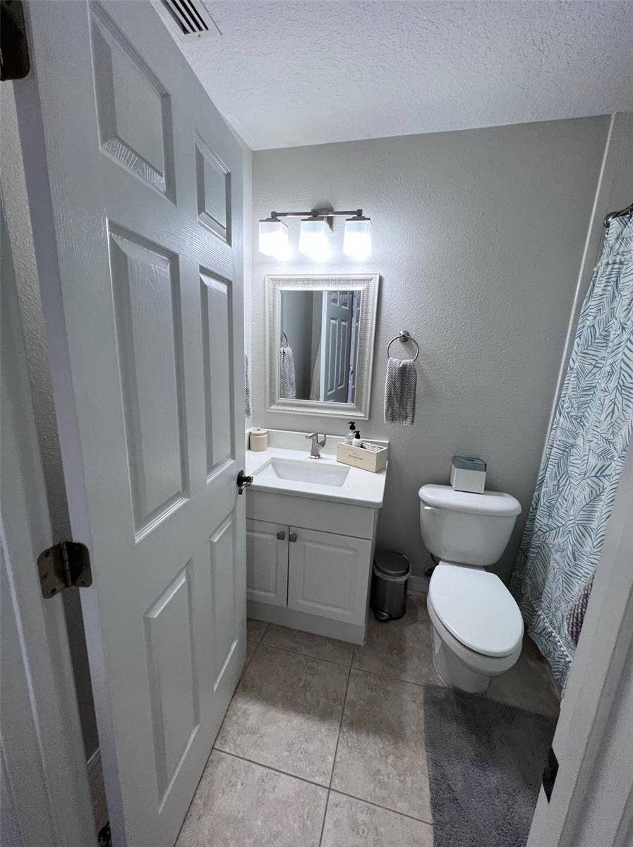 411 S MELVILLE AVENUE, #4, Tampa, FL 33606 411 S MELVILLE AVENUE, #4, Tampa, FL 33606