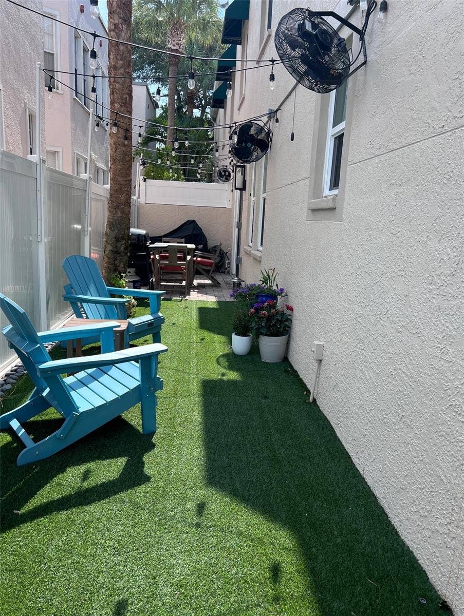 411 S MELVILLE AVENUE, #4, Tampa, FL 33606 411 S MELVILLE AVENUE, #4, Tampa, FL 33606