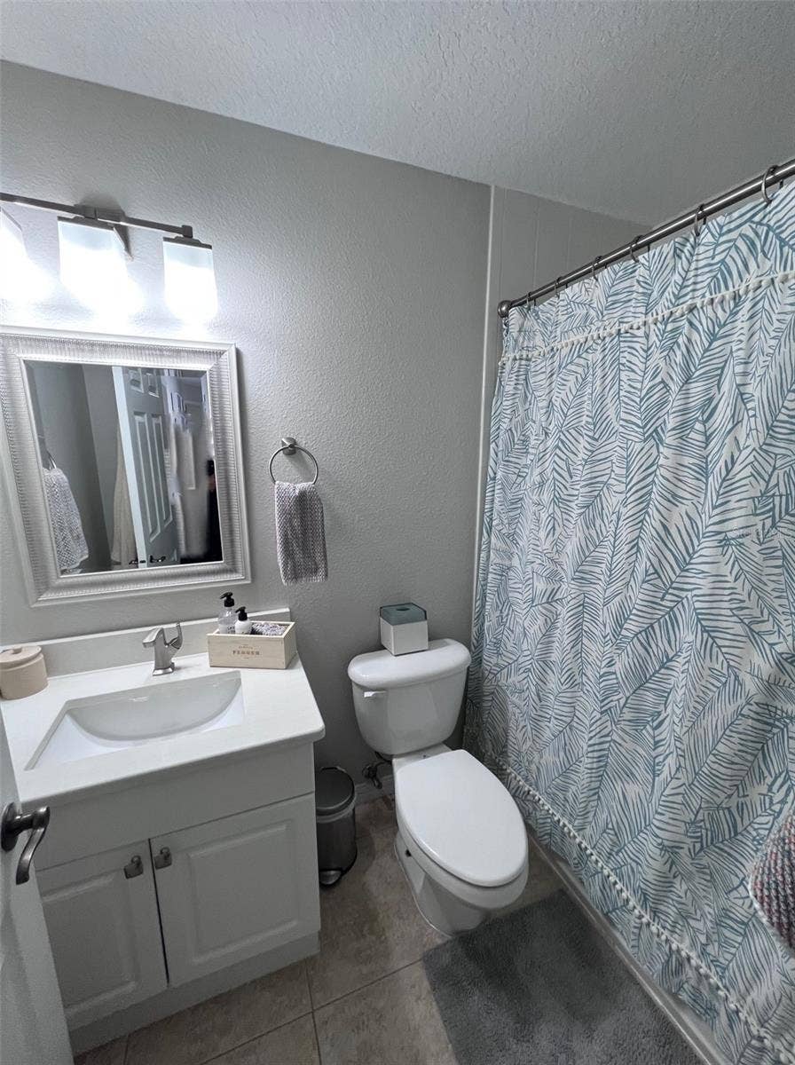 411 S MELVILLE AVENUE, #4, Tampa, FL 33606 411 S MELVILLE AVENUE, #4, Tampa, FL 33606