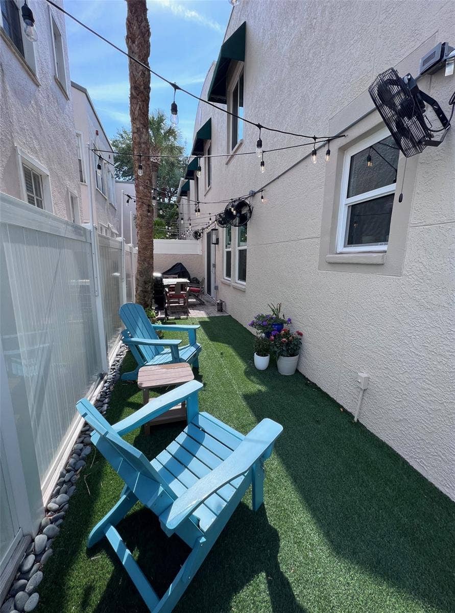 411 S MELVILLE AVENUE, #4, Tampa, FL 33606 411 S MELVILLE AVENUE, #4, Tampa, FL 33606