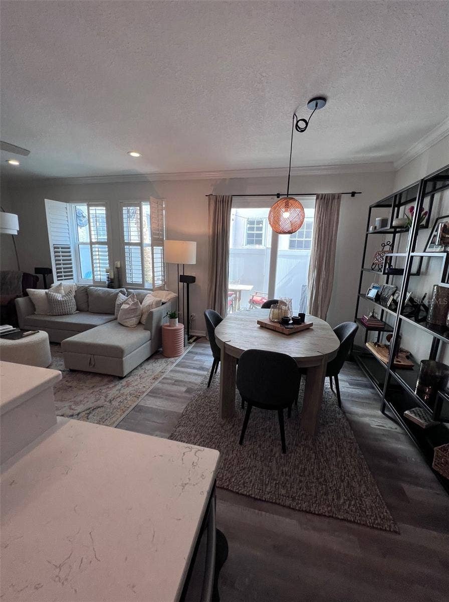 411 S MELVILLE AVENUE, #4, Tampa, FL 33606 411 S MELVILLE AVENUE, #4, Tampa, FL 33606