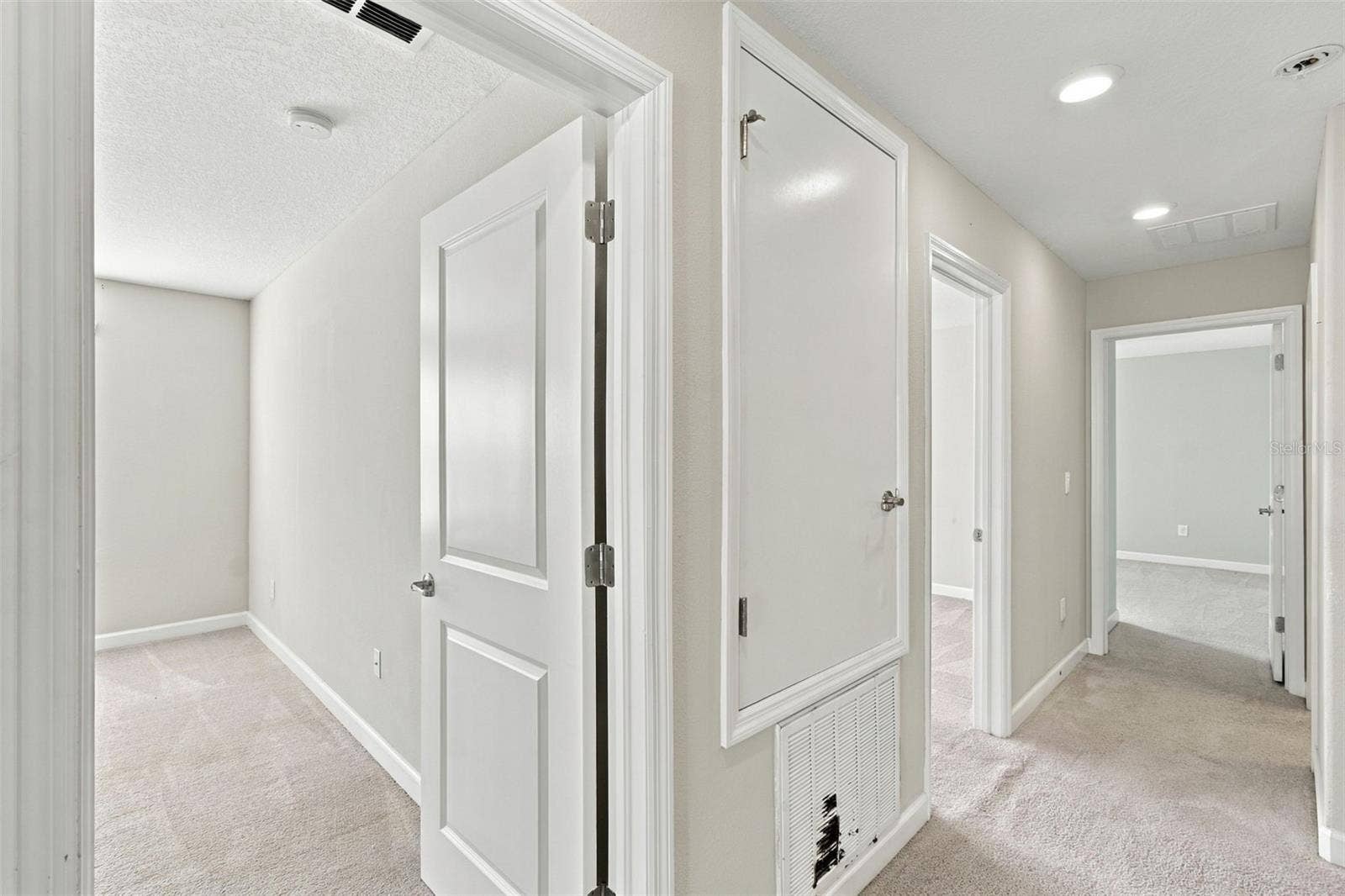 12317 BALLENTRAE FOREST DRIVE, Riverview, FL 33579 12317 BALLENTRAE FOREST DRIVE, Riverview, FL 33579