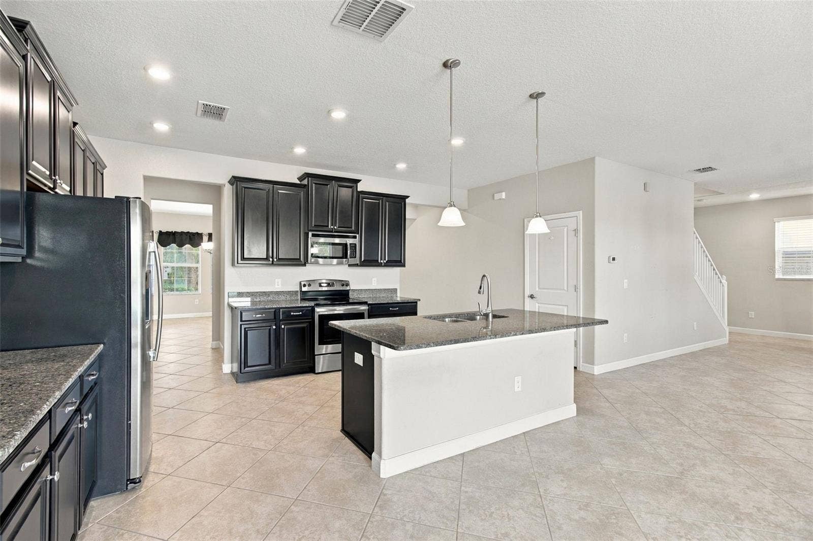 12317 BALLENTRAE FOREST DRIVE, Riverview, FL 33579 12317 BALLENTRAE FOREST DRIVE, Riverview, FL 33579