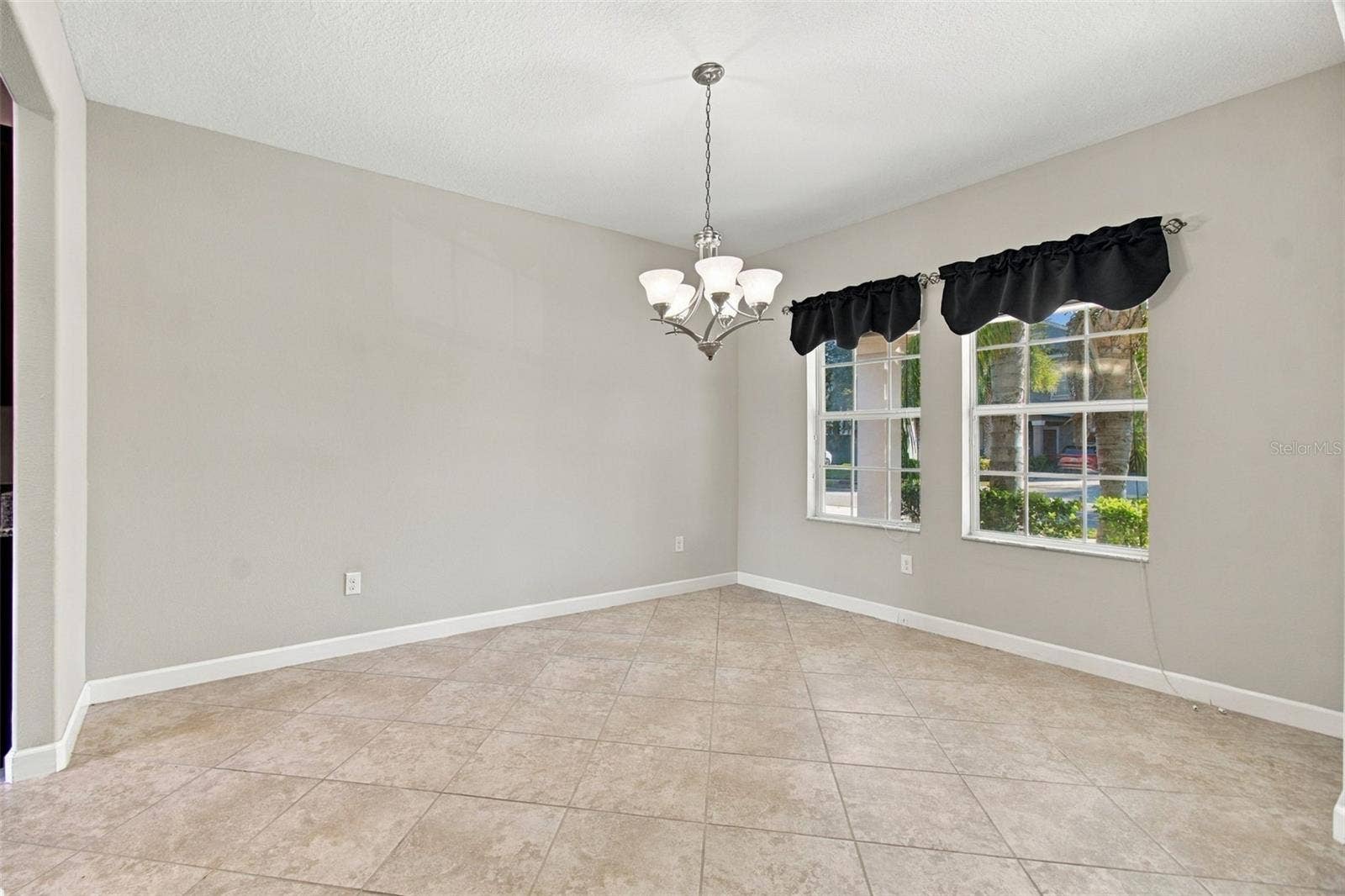 12317 BALLENTRAE FOREST DRIVE, Riverview, FL 33579 12317 BALLENTRAE FOREST DRIVE, Riverview, FL 33579