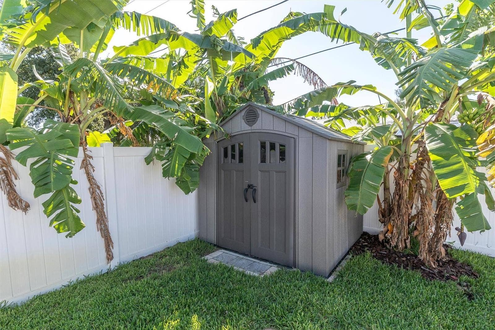 14968 IMPERIAL POINT DRIVE N, Largo, FL 33774 14968 IMPERIAL POINT DRIVE N, Largo, FL 33774