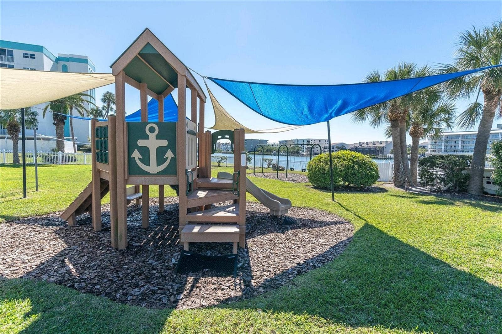 14968 IMPERIAL POINT DRIVE N, Largo, FL 33774 14968 IMPERIAL POINT DRIVE N, Largo, FL 33774