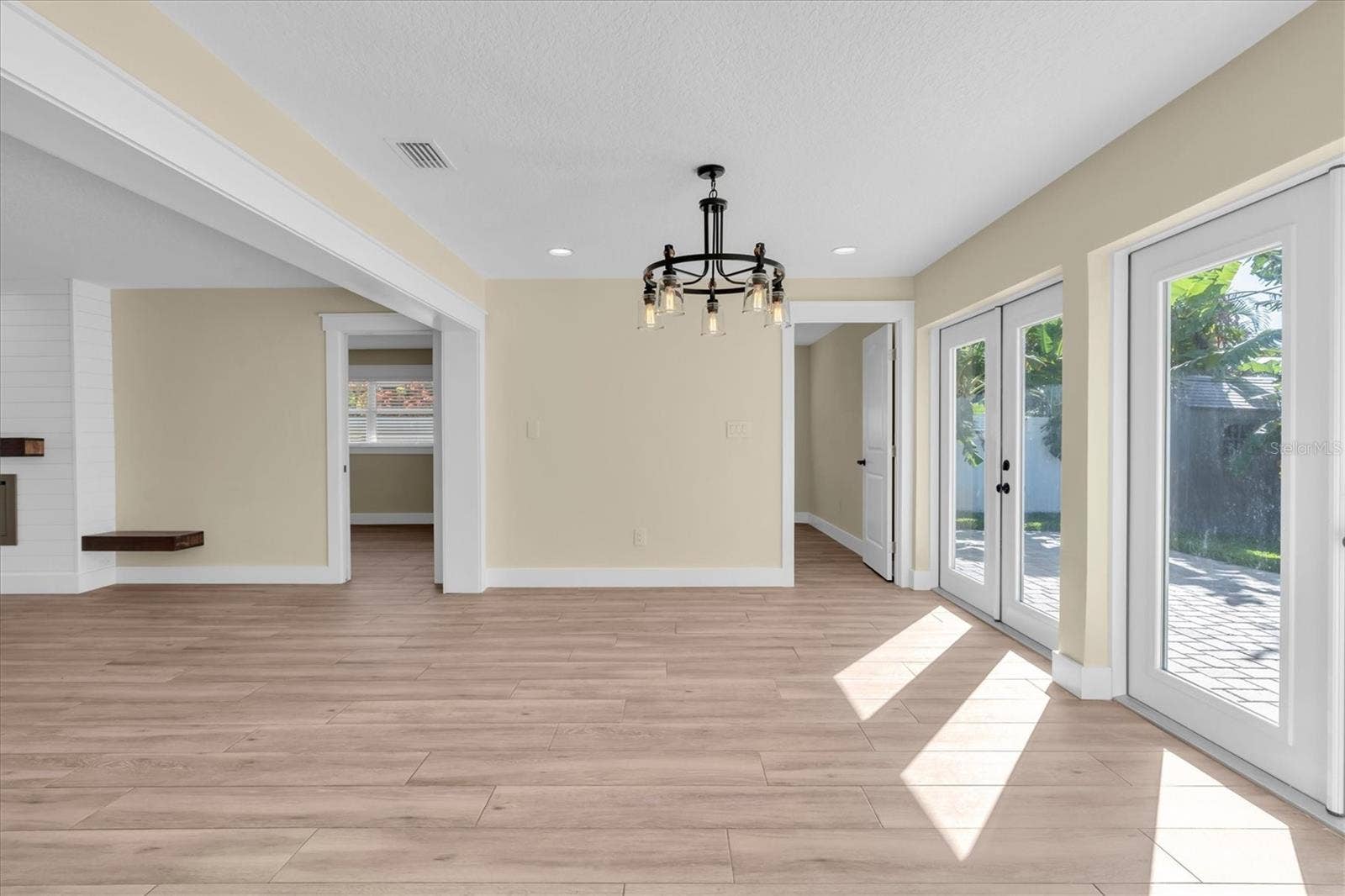 14968 IMPERIAL POINT DRIVE N, Largo, FL 33774 14968 IMPERIAL POINT DRIVE N, Largo, FL 33774