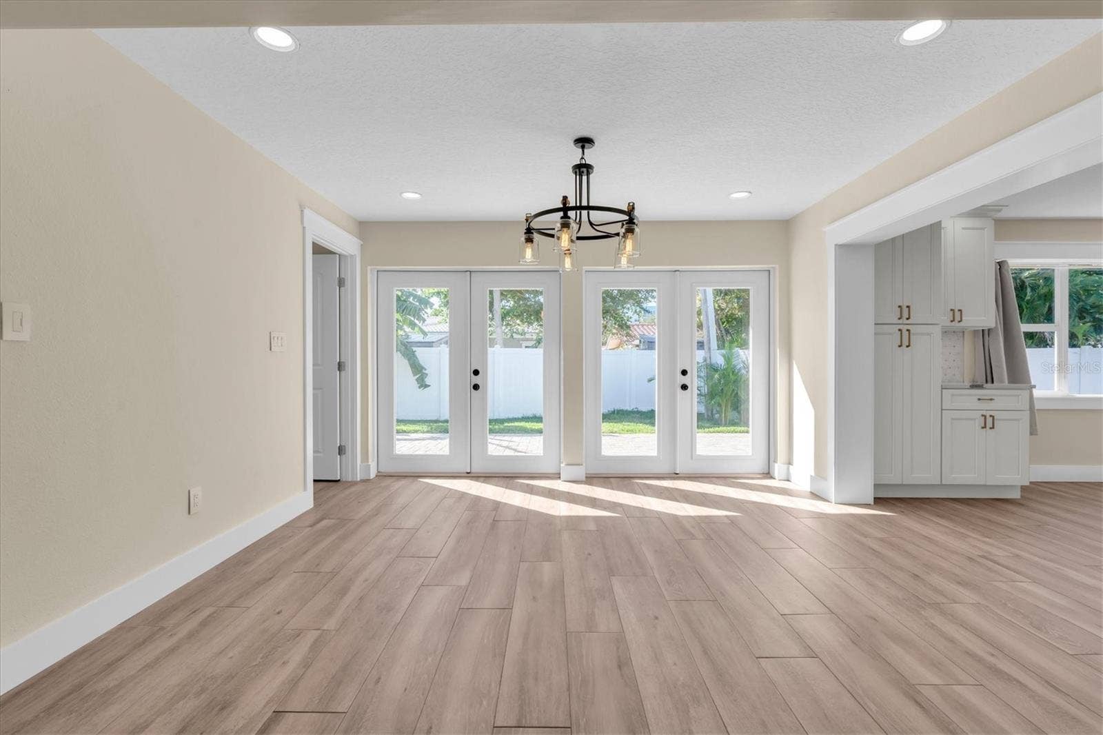 14968 IMPERIAL POINT DRIVE N, Largo, FL 33774 14968 IMPERIAL POINT DRIVE N, Largo, FL 33774