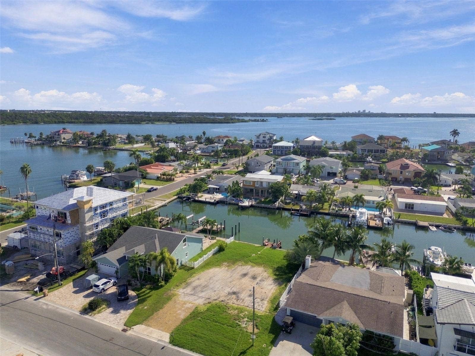 553 CRYSTAL DRIVE, Madeira Beach, FL 33708 553 CRYSTAL DRIVE, Madeira Beach, FL 33708