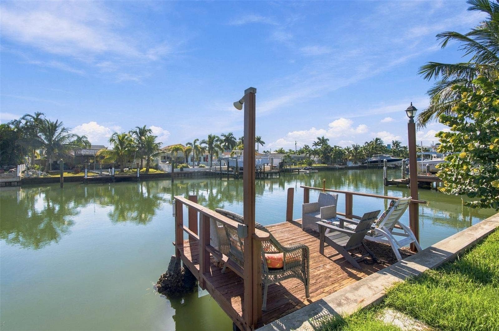 553 CRYSTAL DRIVE, Madeira Beach, FL 33708 553 CRYSTAL DRIVE, Madeira Beach, FL 33708