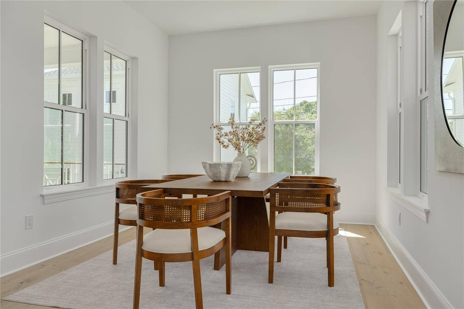 808 39TH AVENUE NE, St Petersburg, FL 33703 808 39TH AVENUE NE, St Petersburg, FL 33703