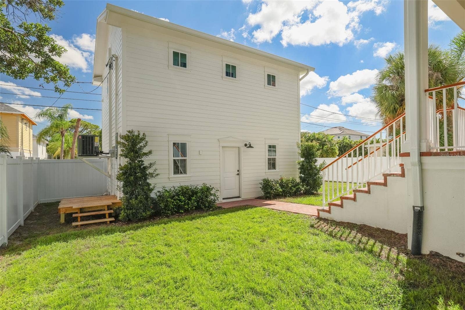 808 39TH AVENUE NE, St Petersburg, FL 33703 808 39TH AVENUE NE, St Petersburg, FL 33703