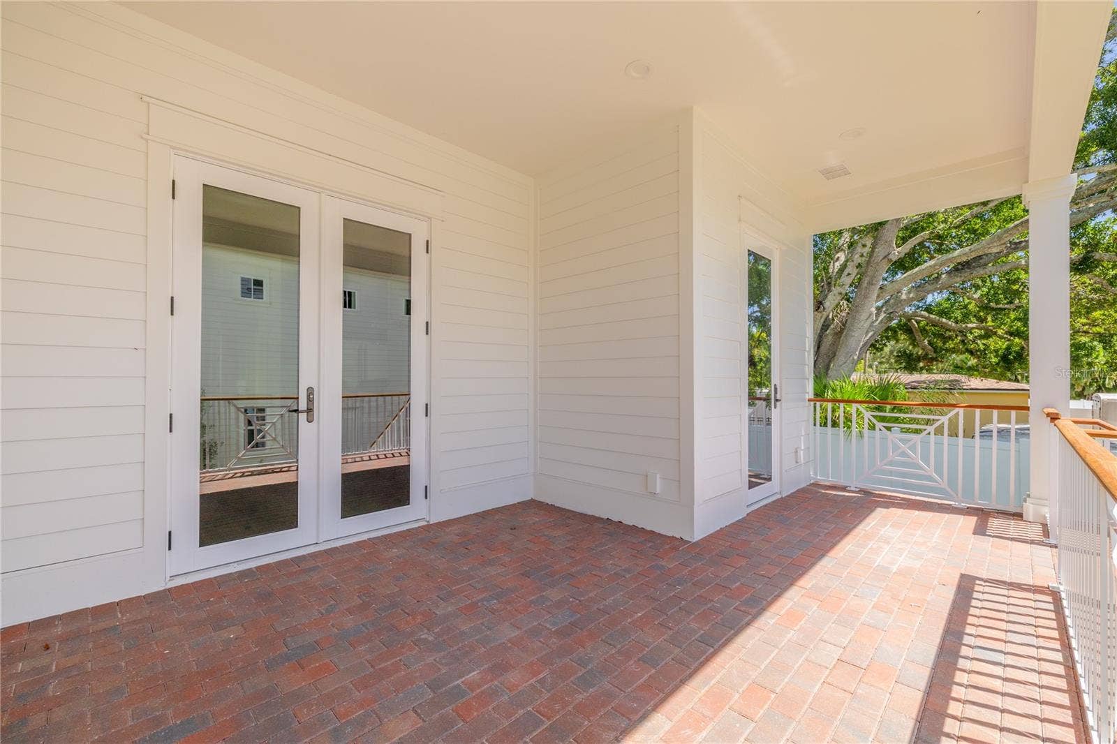 808 39TH AVENUE NE, St Petersburg, FL 33703 808 39TH AVENUE NE, St Petersburg, FL 33703