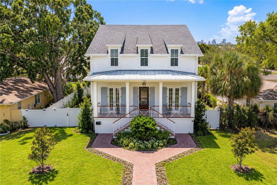 Property photo for 808 39TH AVENUE NE, St Petersburg, FL