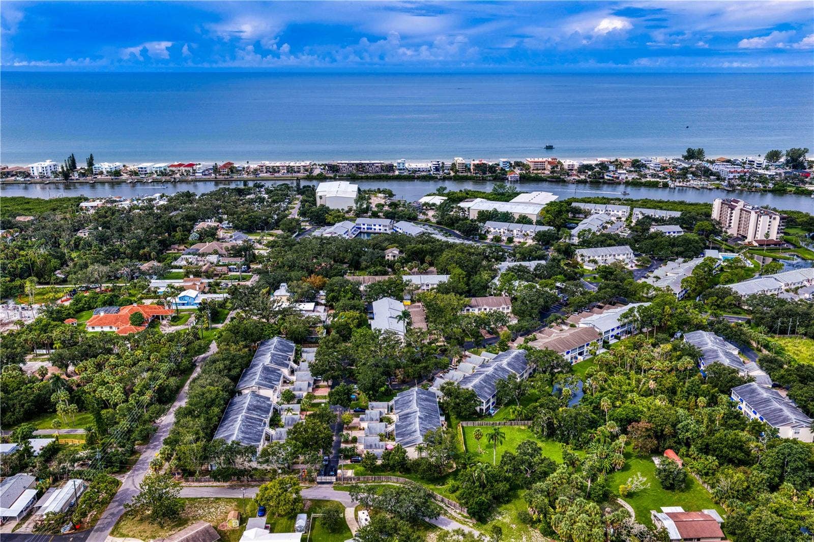 11301 HARBOR WAY, #1744, Largo, FL 33774 11301 HARBOR WAY, #1744, Largo, FL 33774