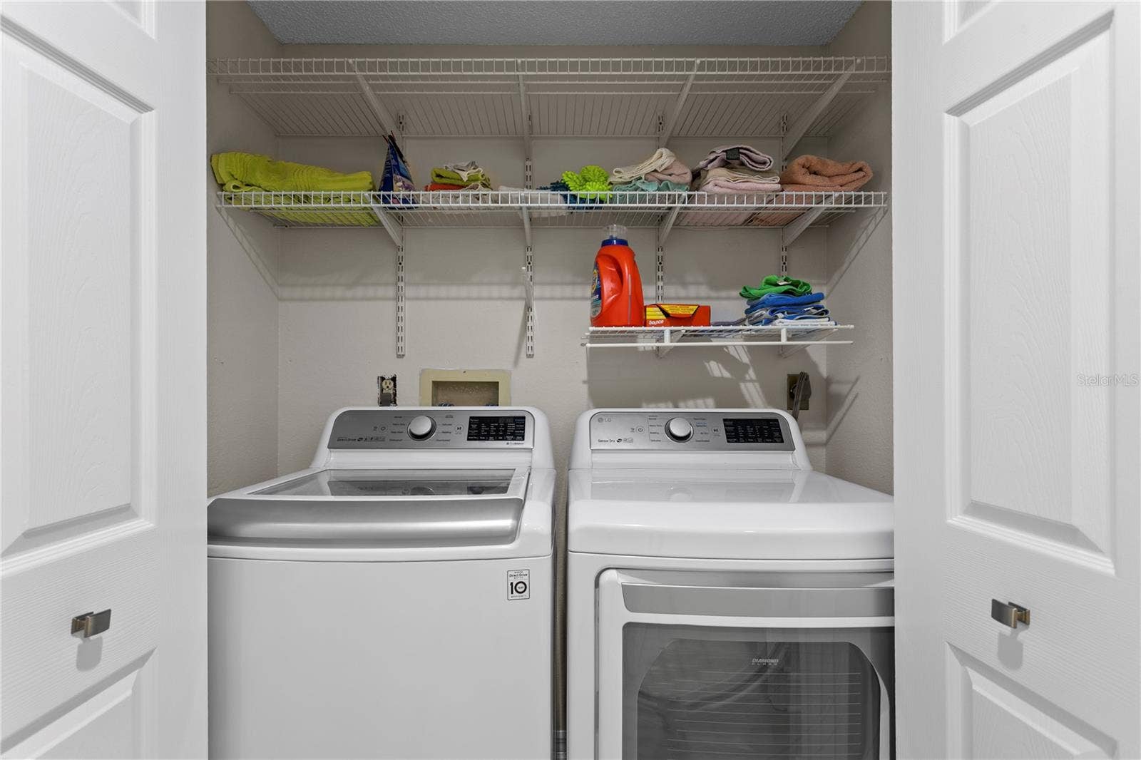 11301 HARBOR WAY, #1744, Largo, FL 33774 Laundry