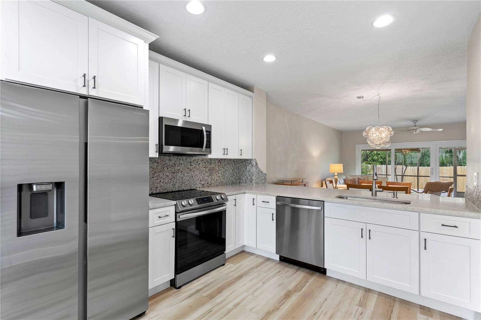 11301 HARBOR WAY, #1744, Largo, FL 33774 Open to Great Room