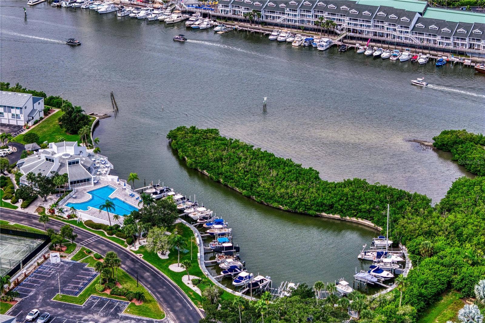 11301 HARBOR WAY, #1744, Largo, FL 33774 Clubhouse and Pool 1