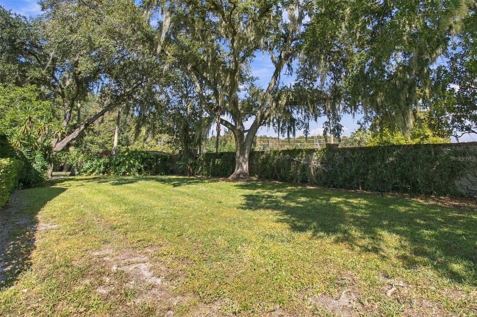 16102 ANCROFT COURT, Tampa, FL 33647 16102 ANCROFT COURT, Tampa, FL 33647