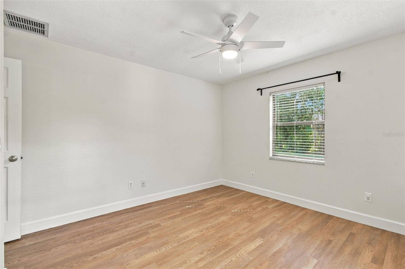 16102 ANCROFT COURT, Tampa, FL 33647 16102 ANCROFT COURT, Tampa, FL 33647