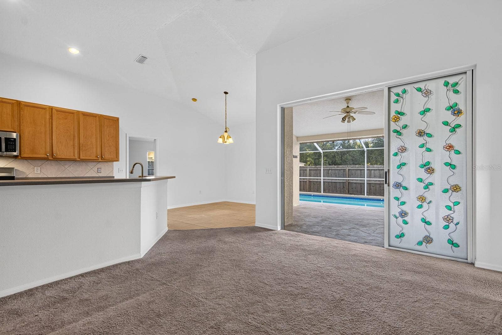 10527 SAN TRAVASO DRIVE, Tampa, FL 33647 Family room