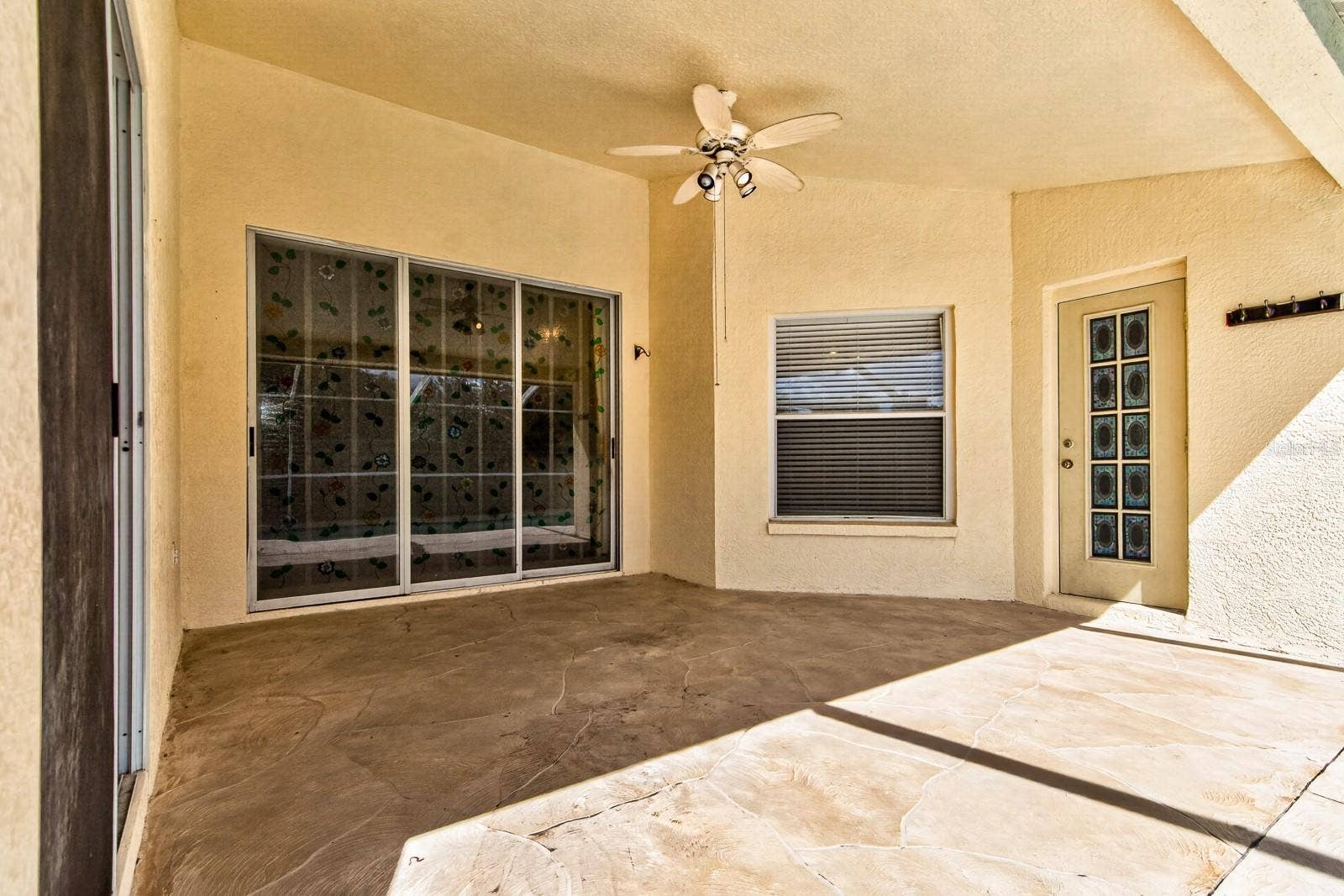 10527 SAN TRAVASO DRIVE, Tampa, FL 33647 Patio