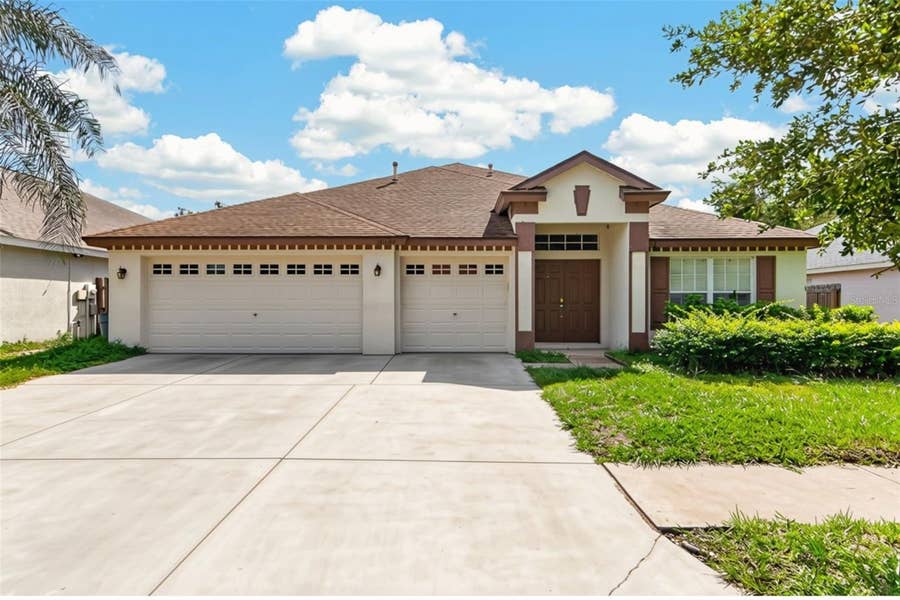 Property photo for 10527 SAN TRAVASO DRIVE, Tampa, FL